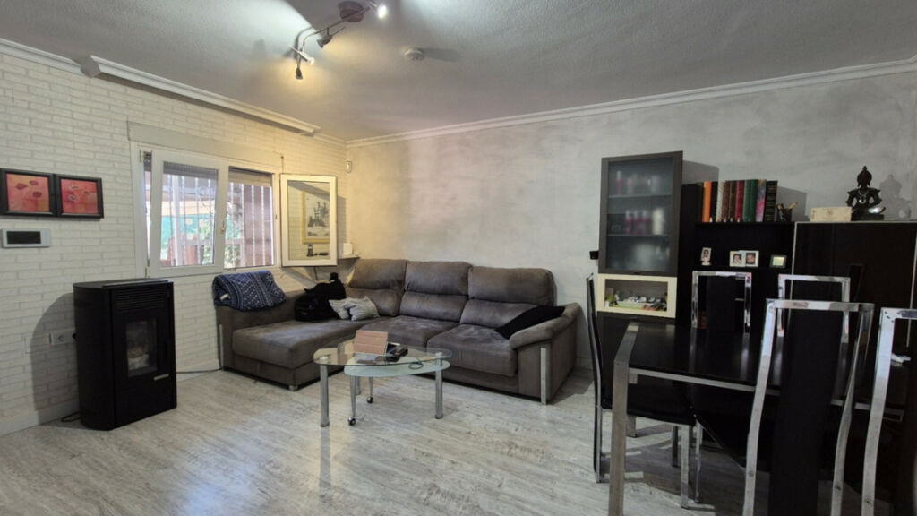 Townhouse Torrevieja Alicante - image 11