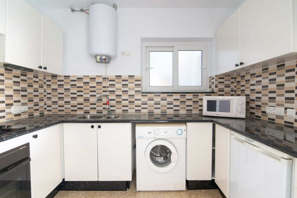 Ground Floor Apartment Estepona Málaga - image 11