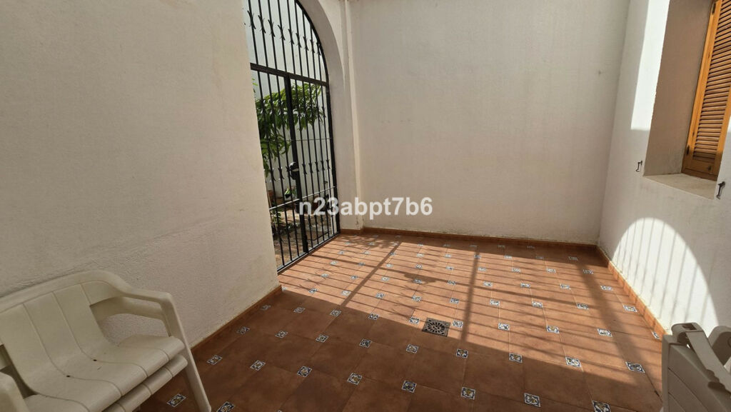 Ground Floor Apartment Nueva Andalucía Málaga - image 15