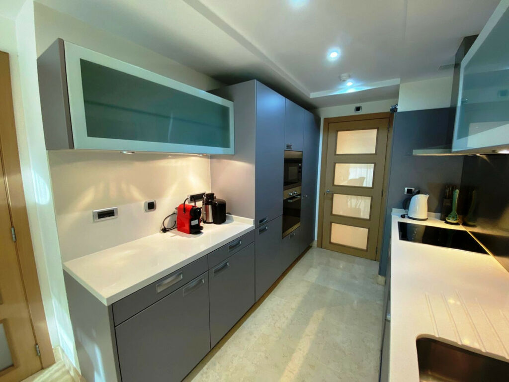Middle Floor Apartment Marbella Málaga - image 11