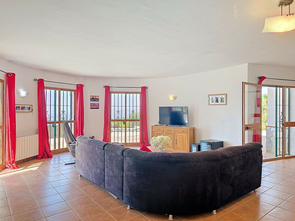 Detached Villa Arenas Málaga - image 11