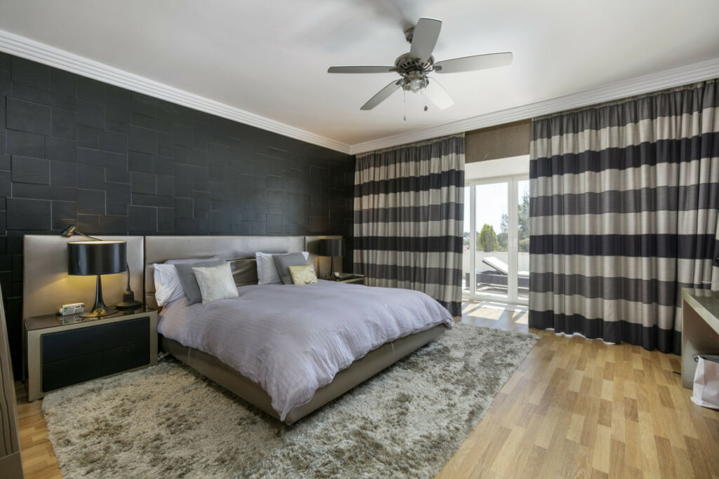 Middle Floor Apartment The Golden Mile Málaga - image 11