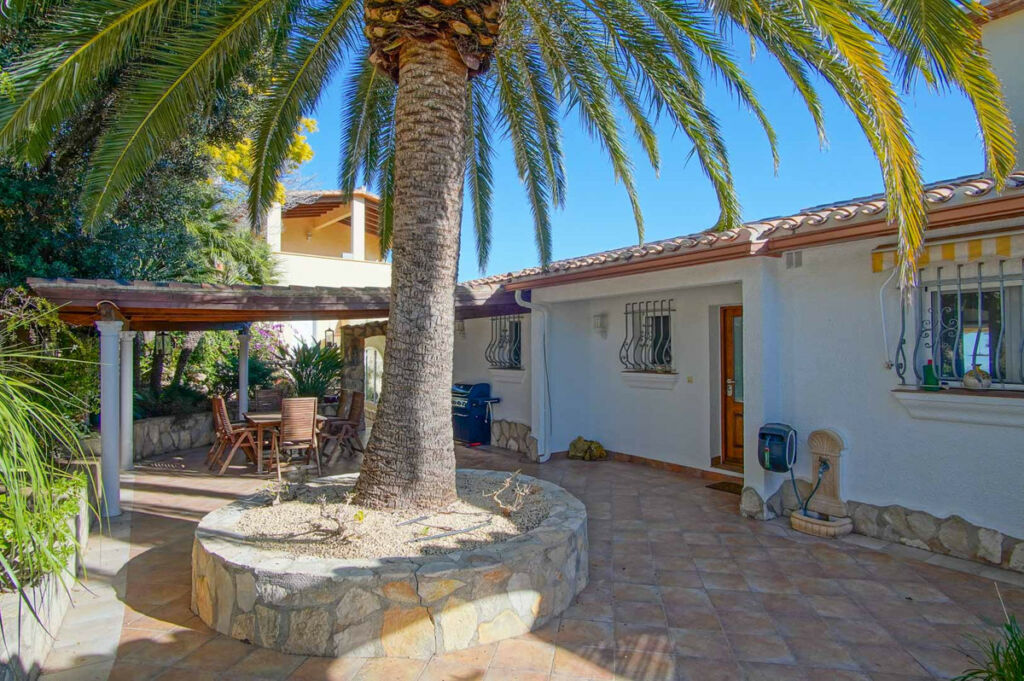 Detached Villa Pego Alicante - image 11