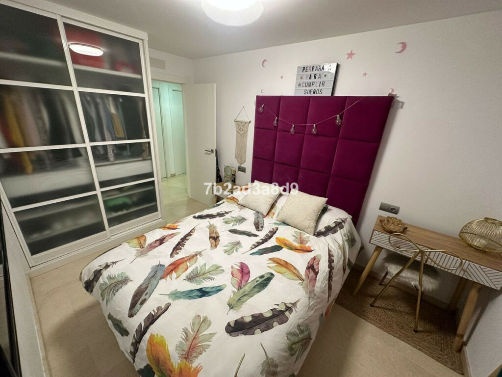 Middle Floor Apartment Nueva Andalucía Málaga - image 11