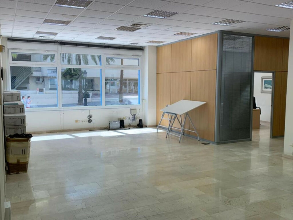 Office Marbella Málaga - image 11