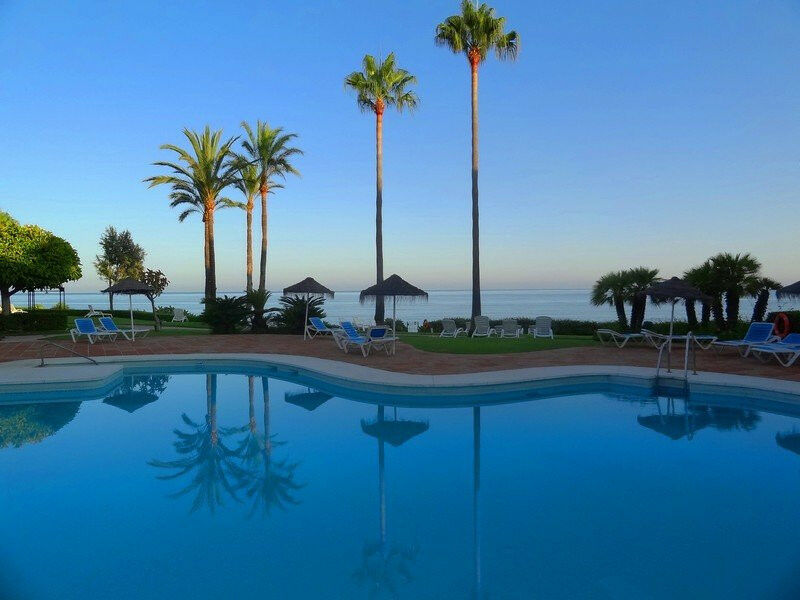 Middle Floor Apartment Estepona Málaga - image 11