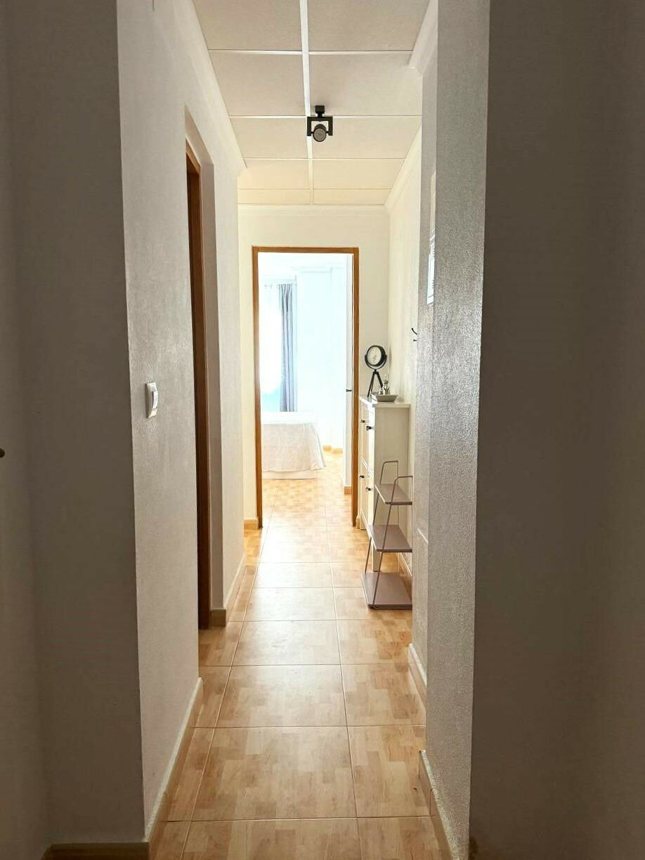 Middle Floor Apartment Playa de los Locos Alicante - image 11