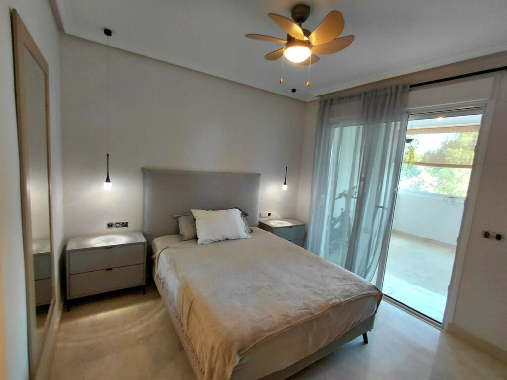 Middle Floor Apartment Marbella Málaga - image 11