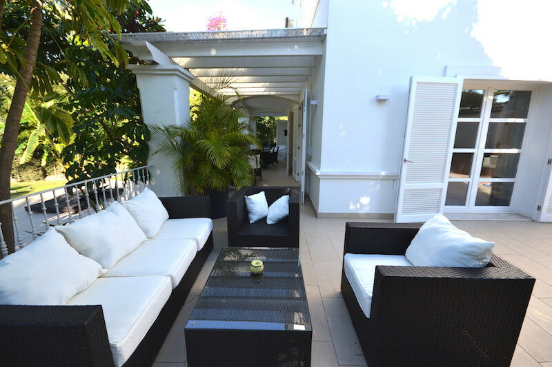 Detached Villa Nueva Andalucía Málaga - image 11