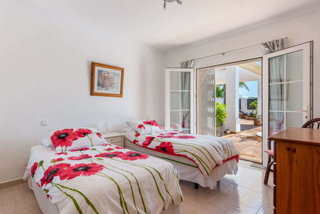 Detached Villa La Cala Golf Málaga - image 12