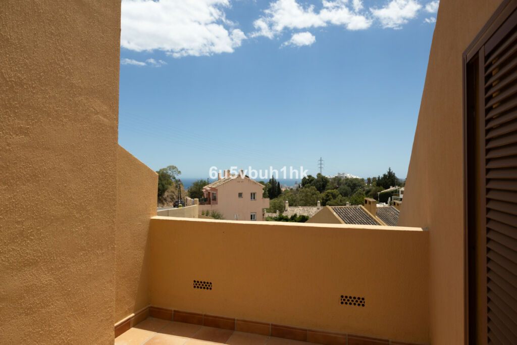Townhouse Torreblanca Málaga - image 11