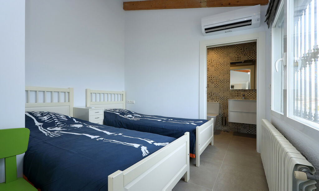 Detached Villa Albir Alicante - image 11
