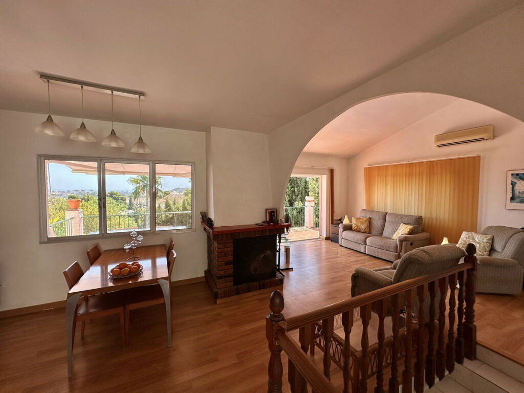 Detached Villa Cerros del Aguila Málaga - image 11