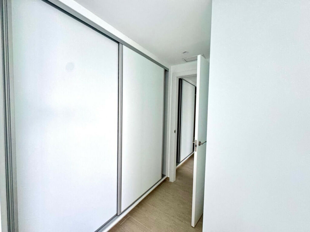 Middle Floor Apartment Fuengirola Málaga - image 11