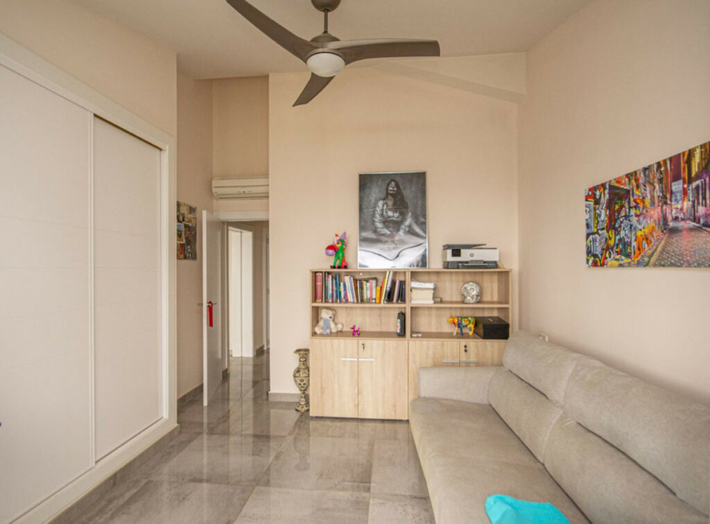 Detached Villa La Mairena Málaga - image 12