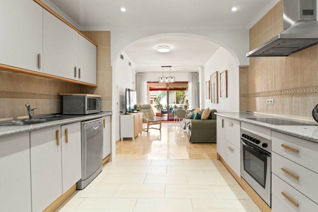 Ground Floor Apartment Casares Playa Málaga - image 11