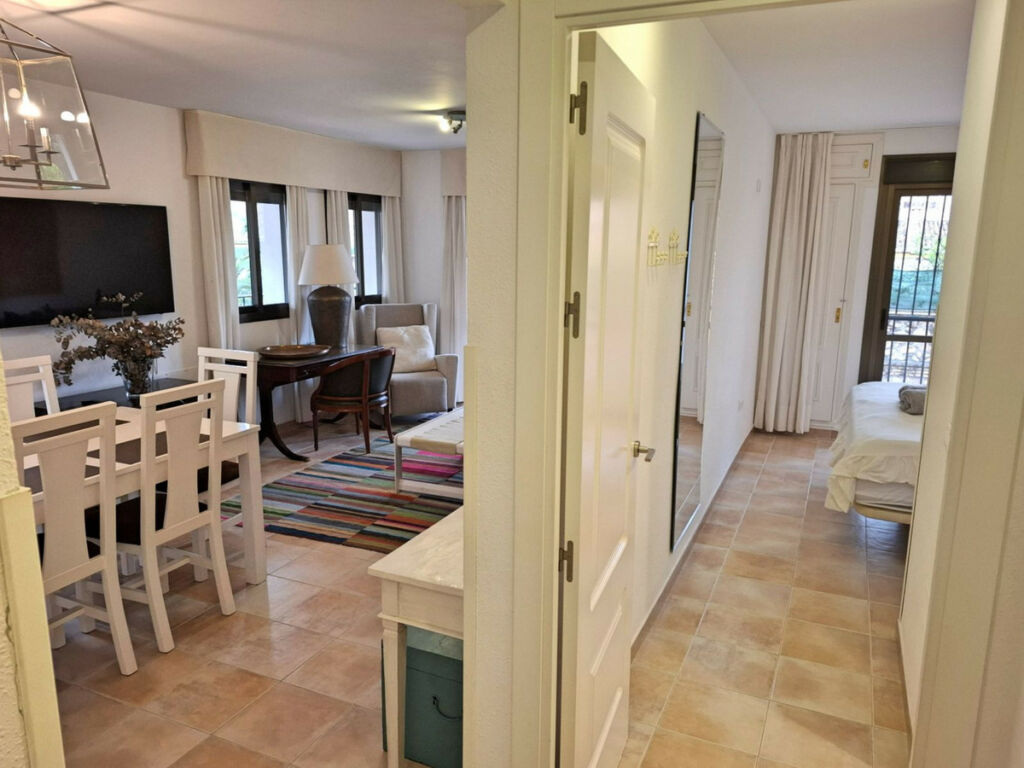 Middle Floor Apartment Fuengirola Málaga - image 12