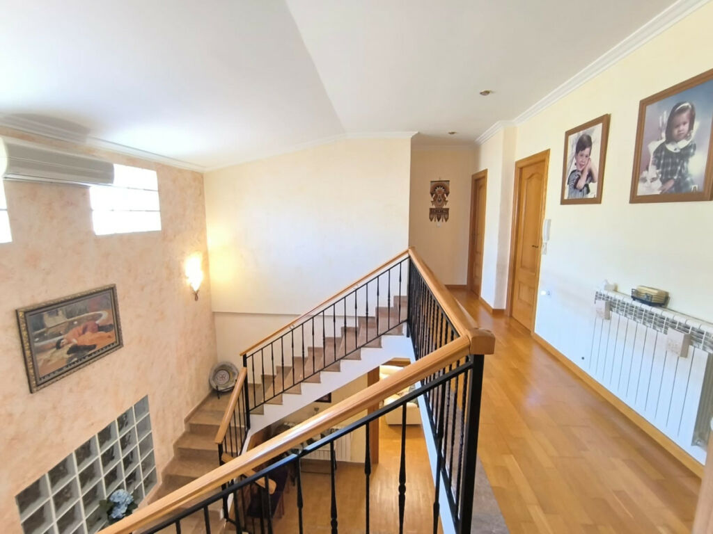 Detached Villa Yecla Murcia - image 11