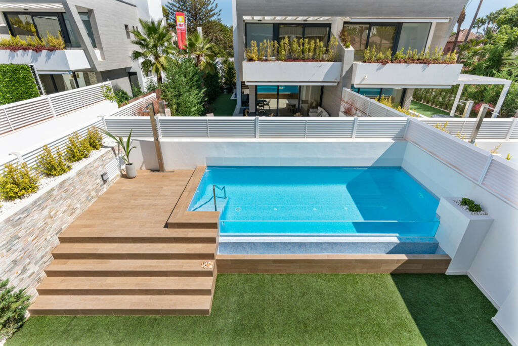 Townhouse Puerto Banús Málaga - image 11