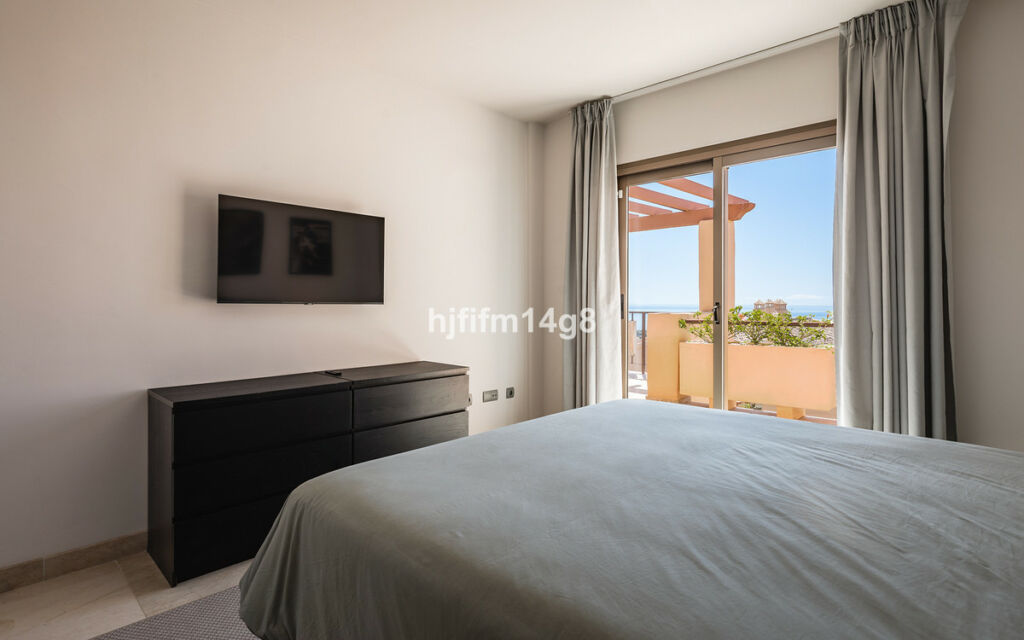 Penthouse Benahavís Málaga - image 12