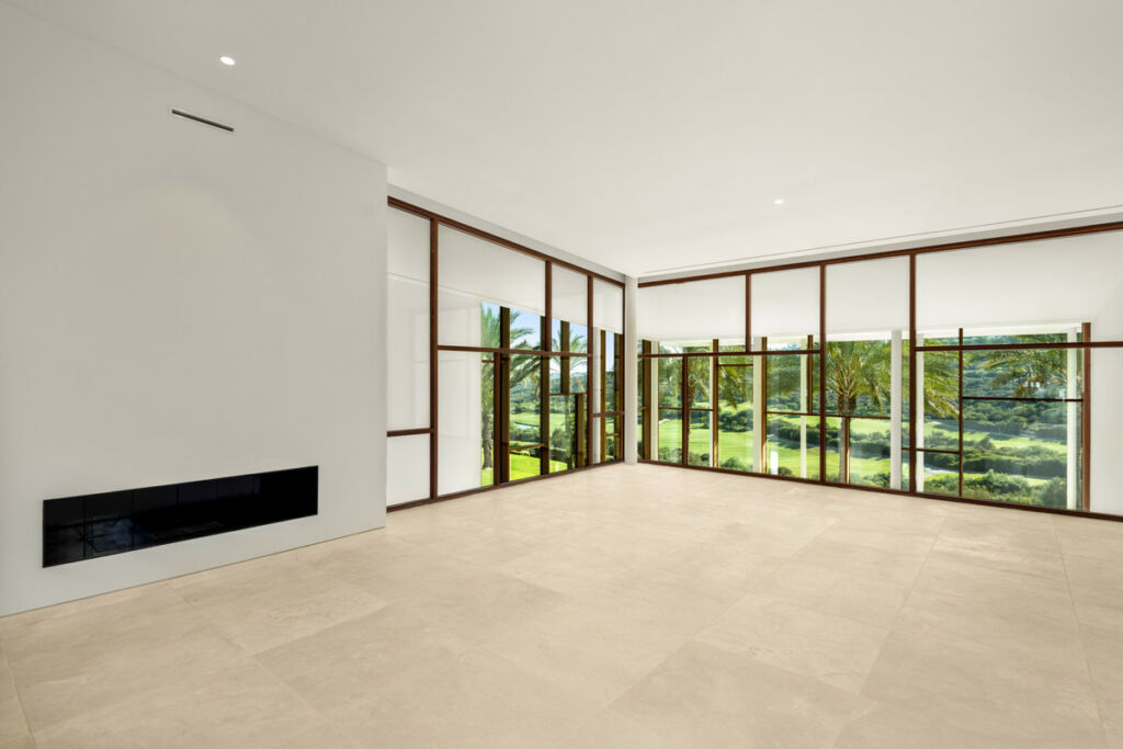Detached Villa Casares Málaga - image 11