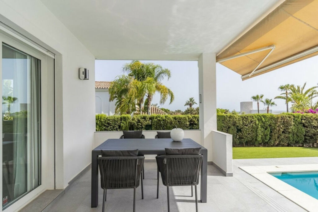 Detached Villa Marbesa Málaga - image 11