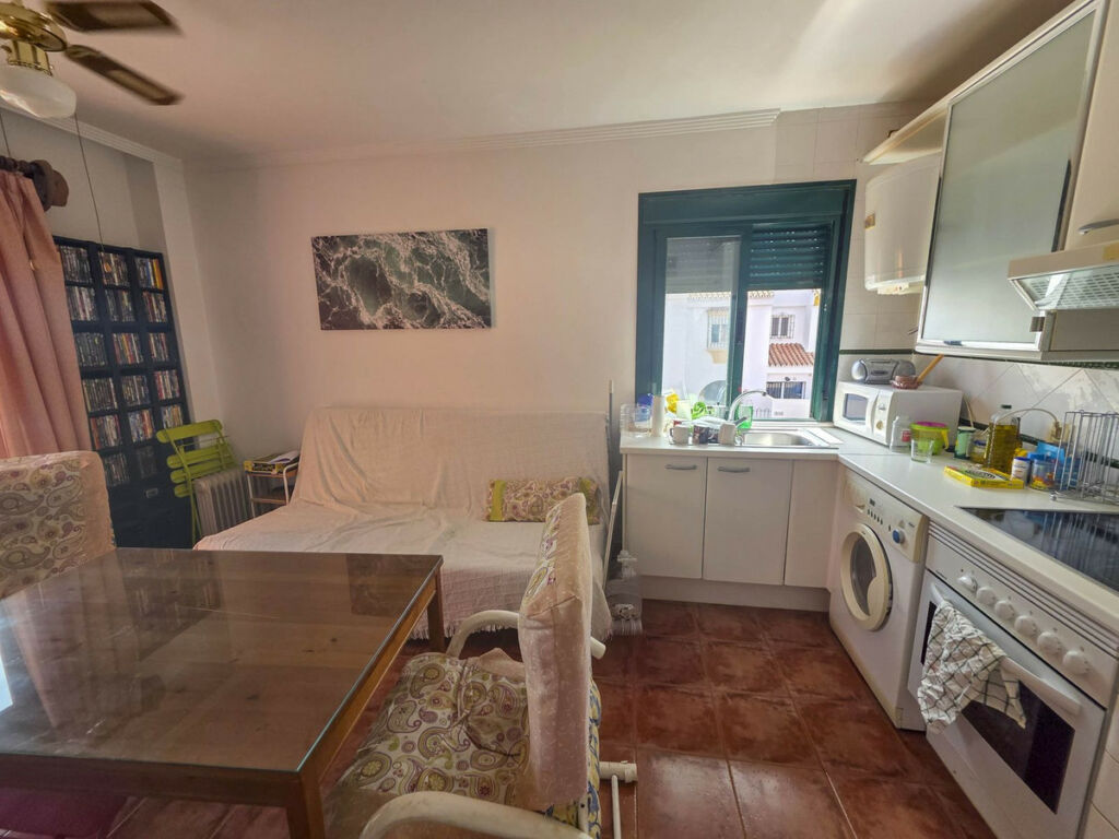 Middle Floor Apartment Casares Playa Málaga - image 11