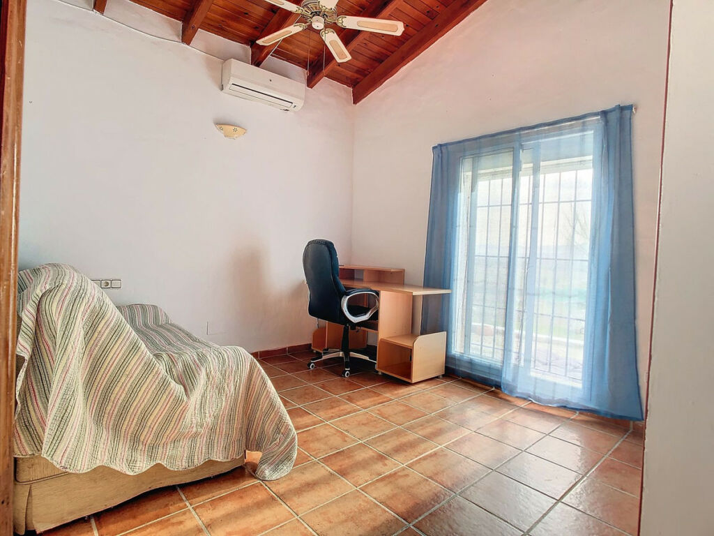 Detached Villa Coín Málaga - image 11