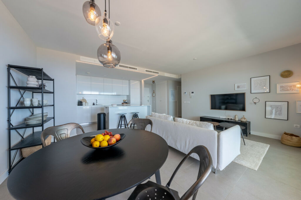 Middle Floor Apartment Benalmadena Málaga - image 11