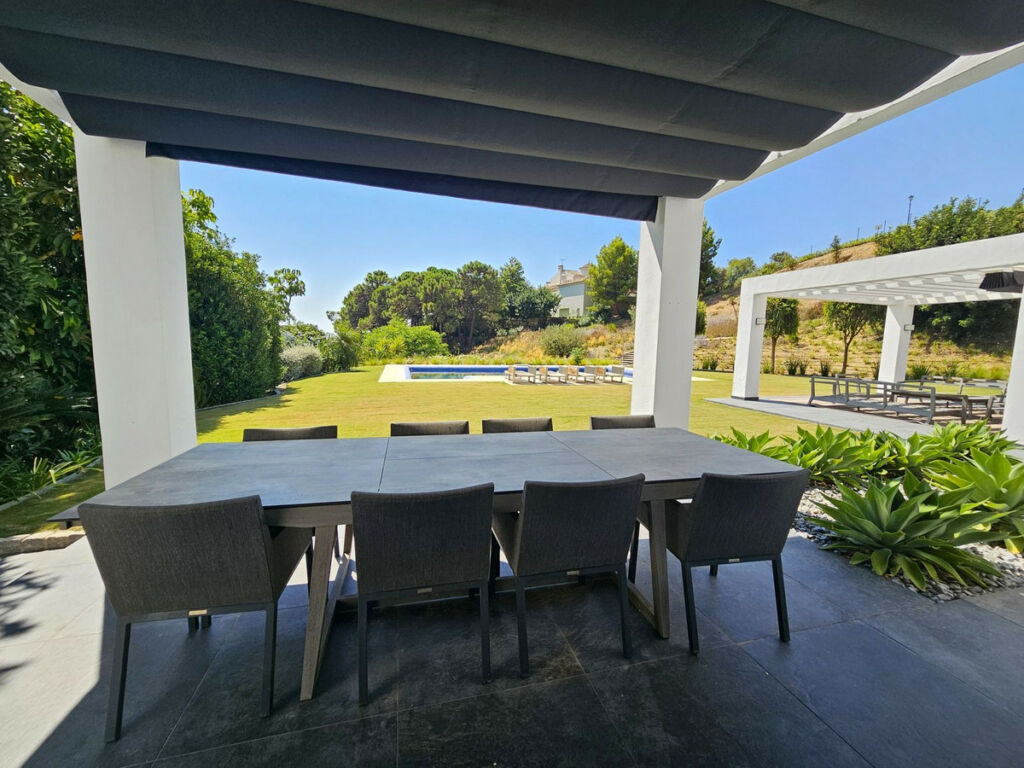 Detached Villa Benahavís Málaga - image 13