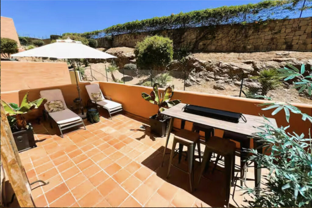 Middle Floor Apartment Elviria Málaga - image 11