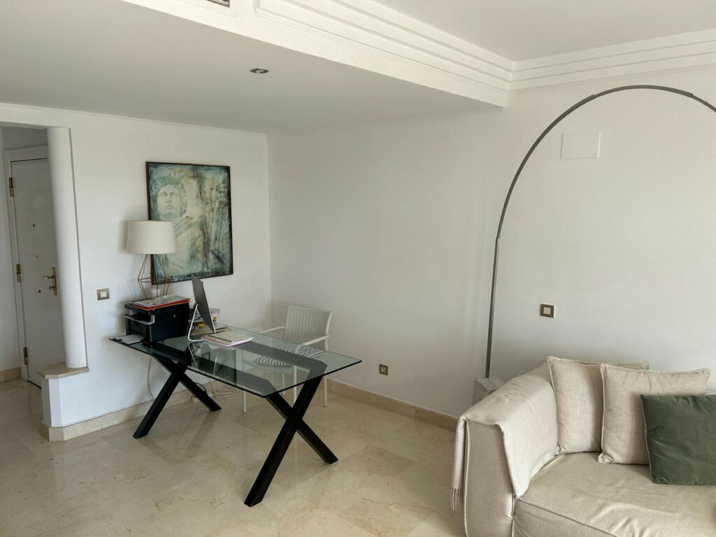 Penthouse Benahavís Málaga - image 11