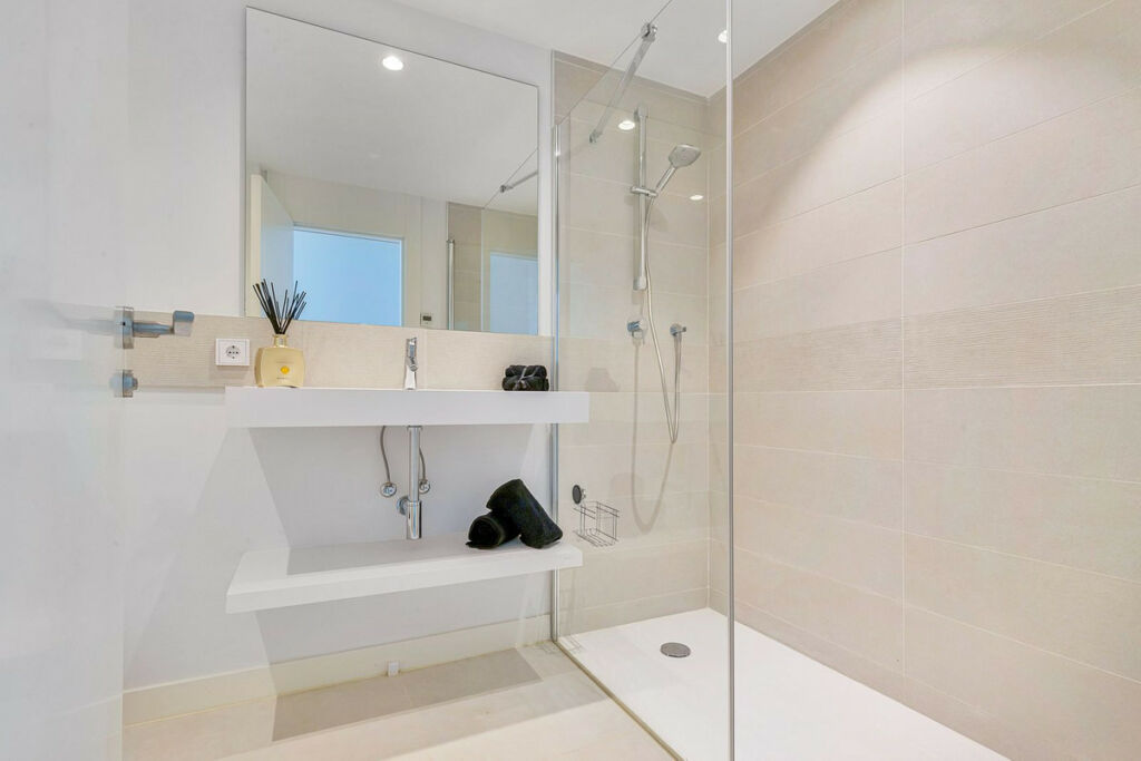 Ground Floor Apartment Fuengirola Málaga - image 11