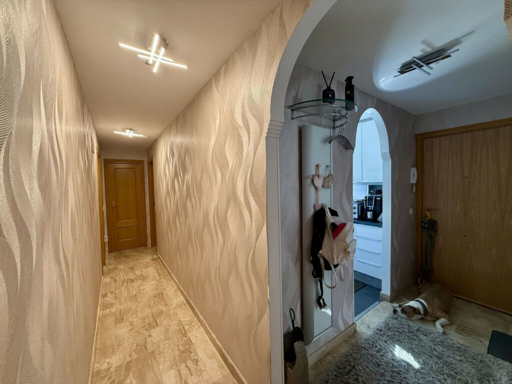 Penthouse Calahonda Málaga - image 11