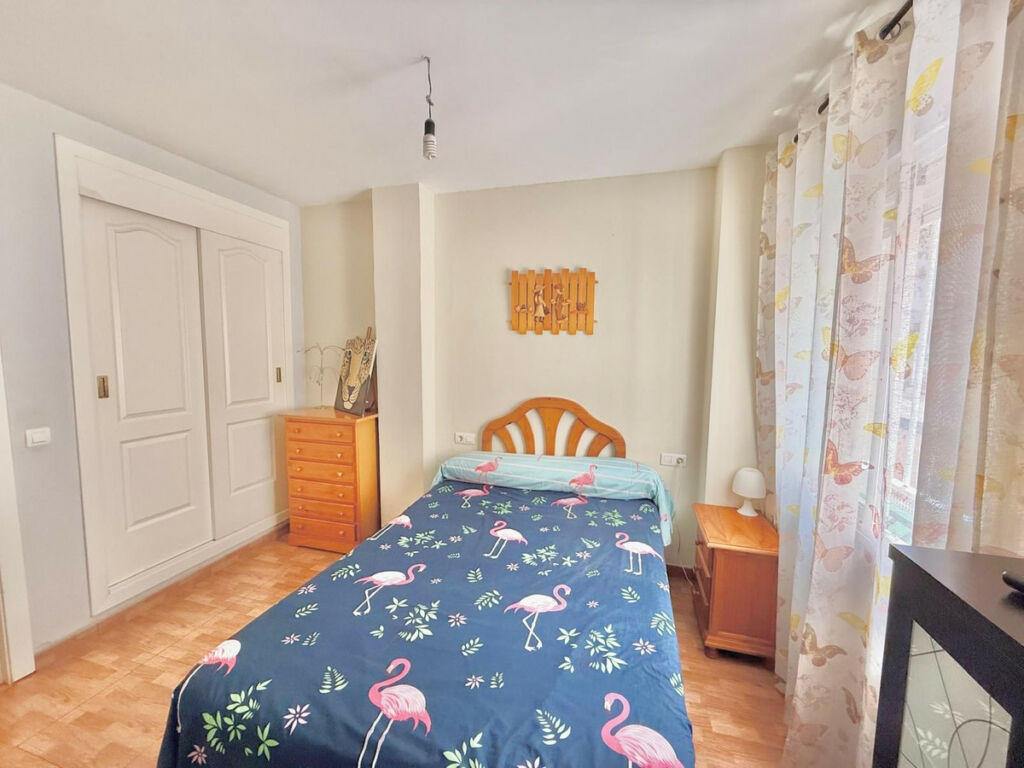 Middle Floor Apartment Calahonda Málaga - image 11