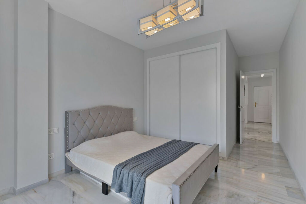 Penthouse Bel Air Málaga - image 11