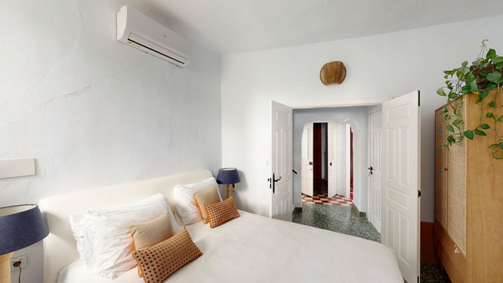 Semi-Detached House Sedella Málaga - image 11