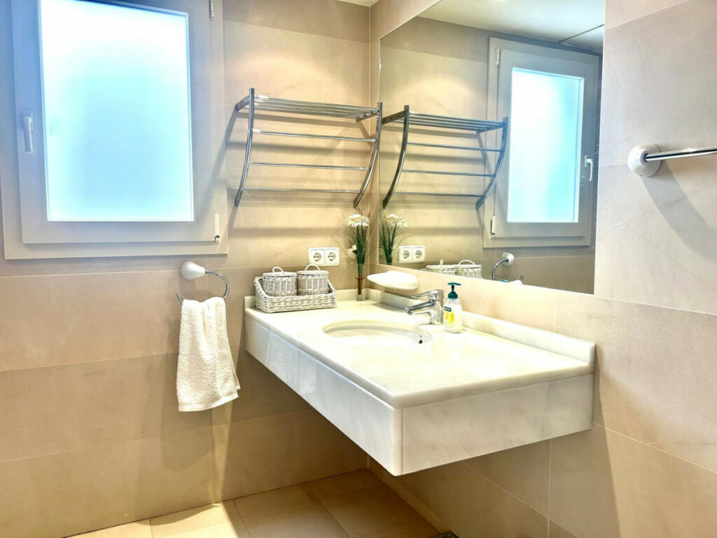 Penthouse Moraira Alicante - image 11