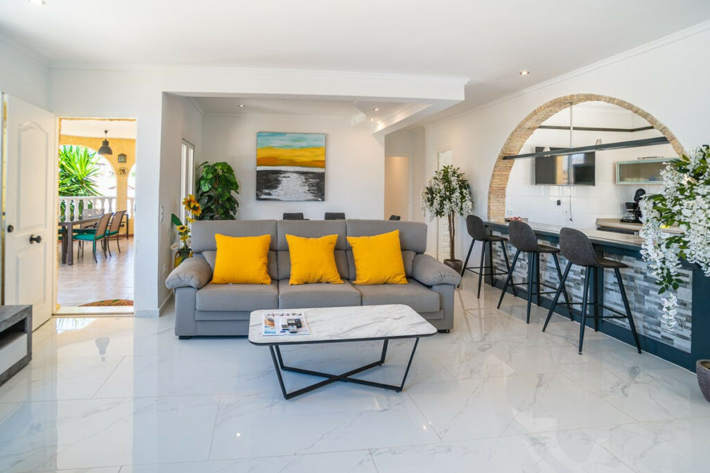 Detached Villa La Siesta Alicante - image 11