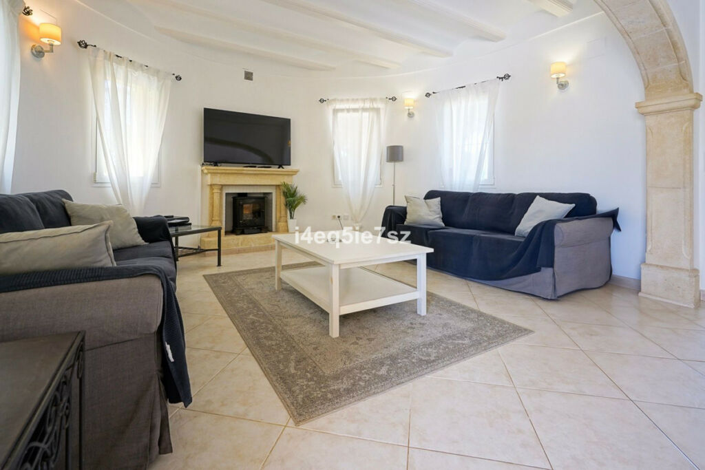 Detached Villa Javea Alicante - image 11