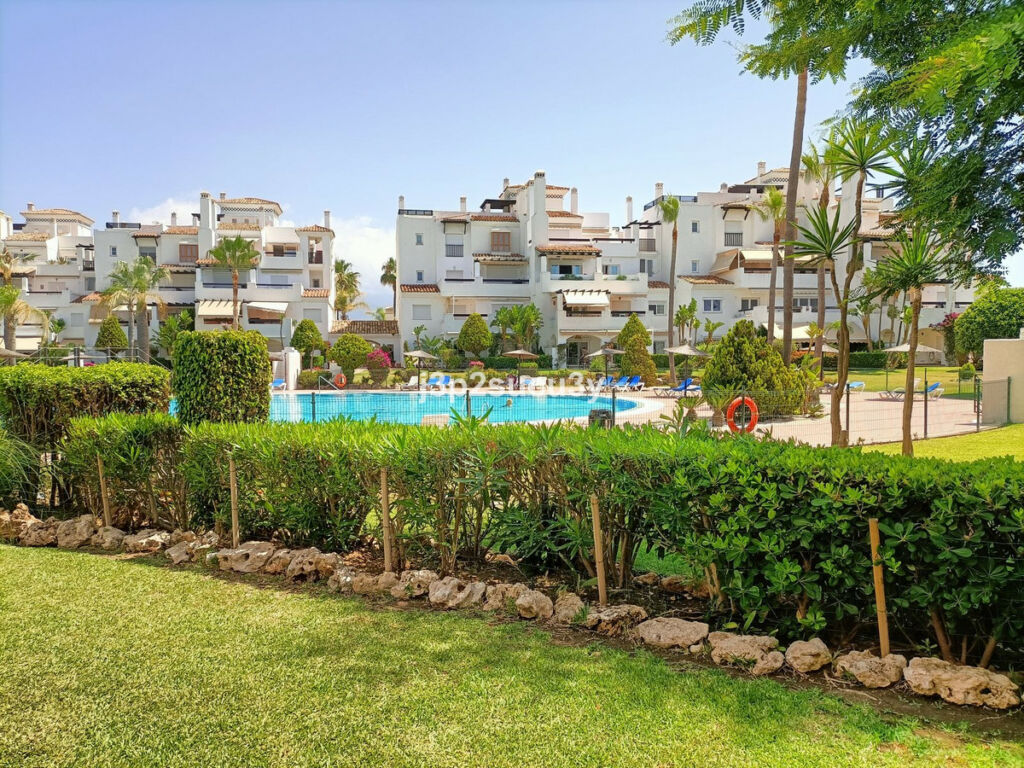 Ground Floor Apartment San Pedro de Alcántara Málaga - image 11