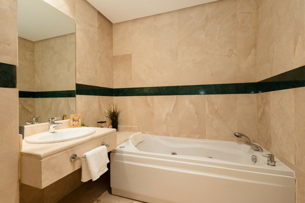 Penthouse Duplex Nueva Andalucía Málaga - image 11