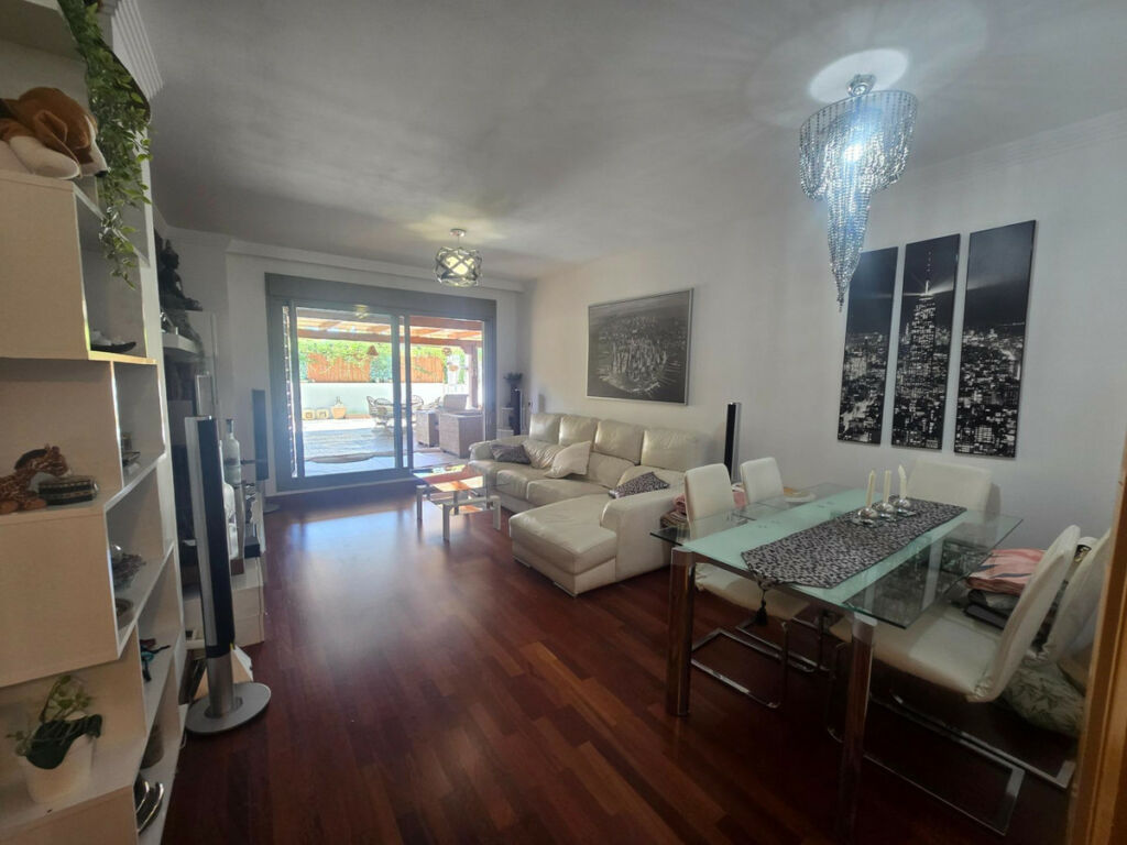 Ground Floor Apartment El Pinillo Málaga - image 11