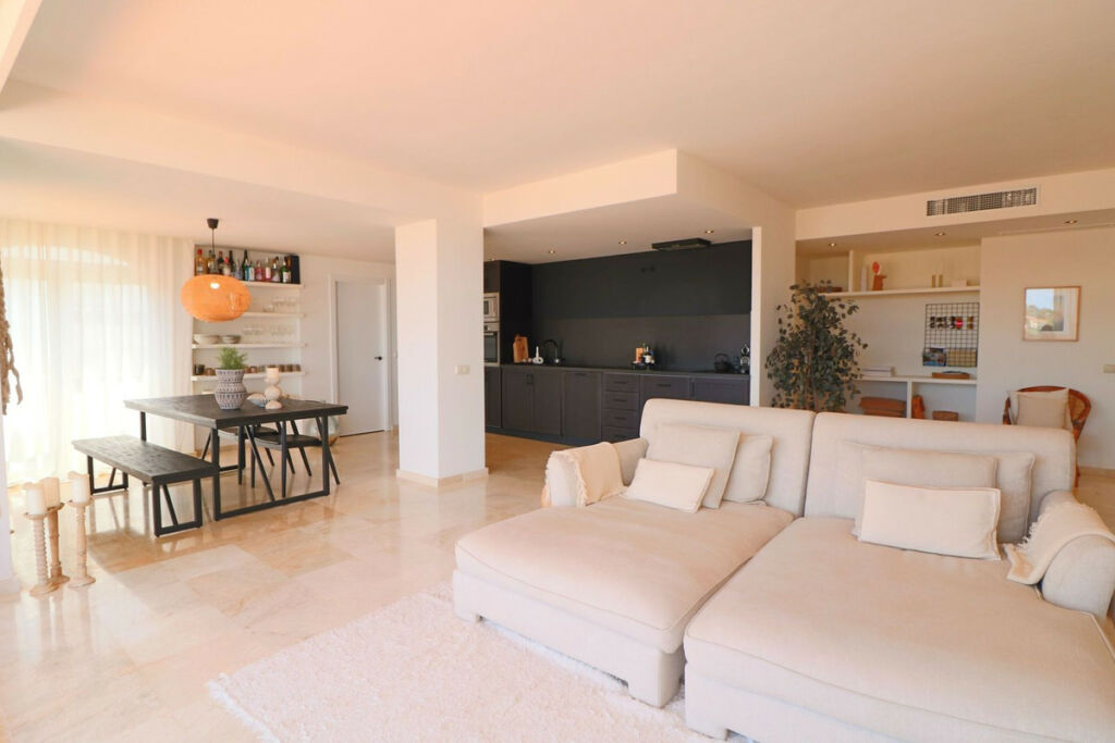 Penthouse La Mairena Málaga - image 11