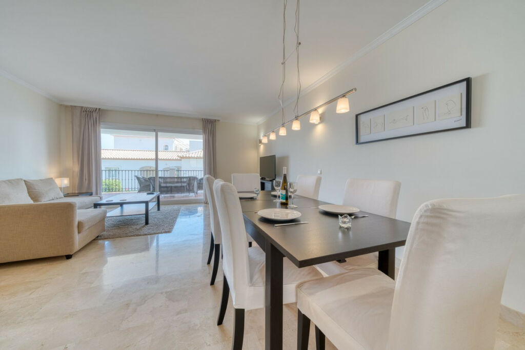 Ground Floor Apartment Calahonda Málaga - image 11