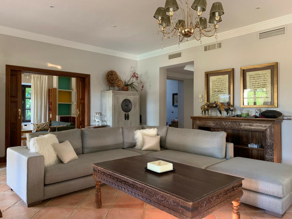Detached Villa Sierra Blanca Málaga - image 11