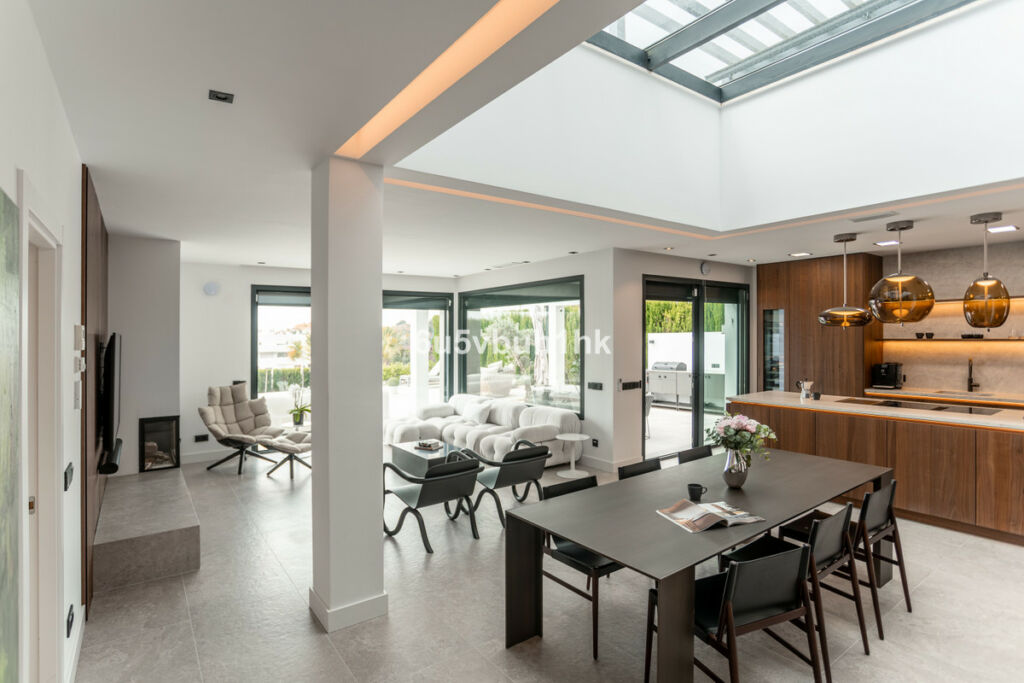 Townhouse Estepona Málaga - image 11