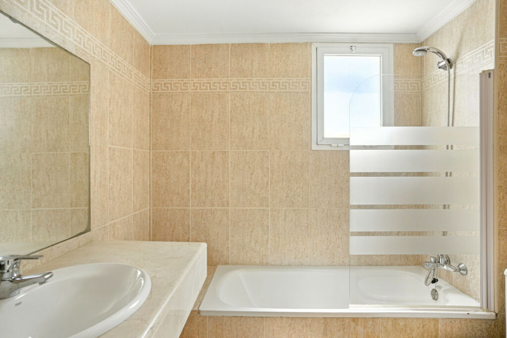 Penthouse The Golden Mile Málaga - image 12