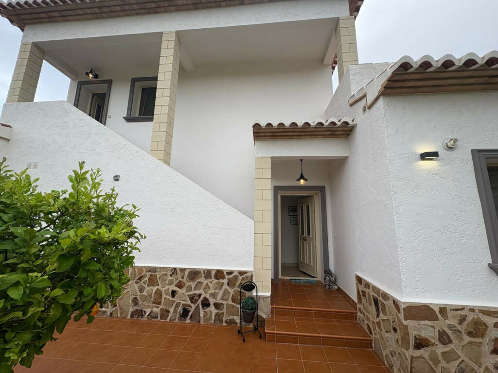 Detached Villa Calpe Alicante - image 11
