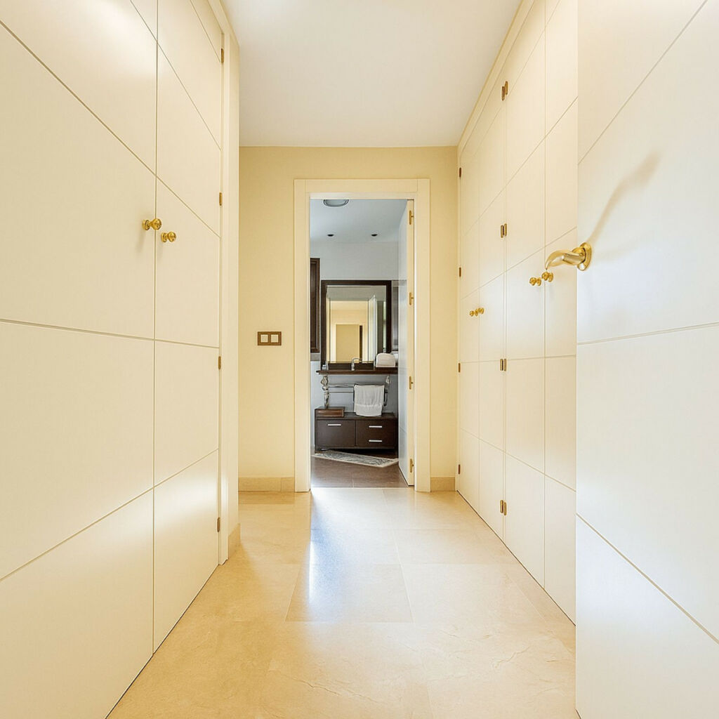 Middle Floor Apartment Benahavís Málaga - image 15